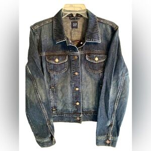 Women’s GAP Denim Jacket Medium Women’s GAP Jean Jacket Vintage Like NEW